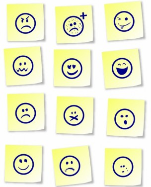 Smiley sticky notes Free vector design