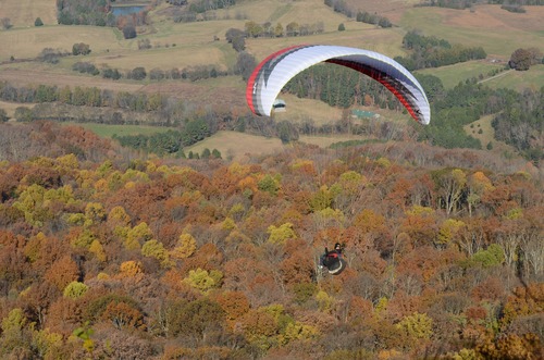 The thrills of paragliding Stock Photo 05