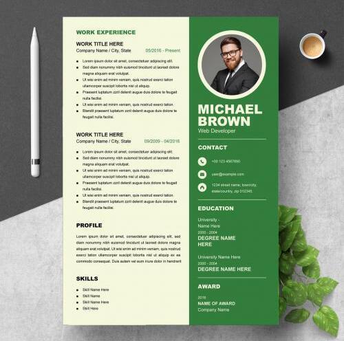 Green color resume vector